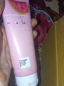 Plix Guava Glow Cleanser