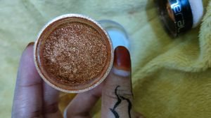 Eye Shadow Or Highlighter