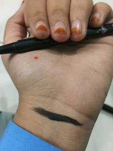 plum green tea and miniso Black Eyeliner