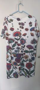 Unique Graphic Print T-Shirt Dress