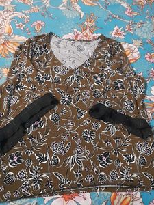 Plus Size Floral Print Top