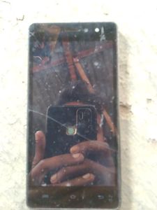 Xolo Era 4G