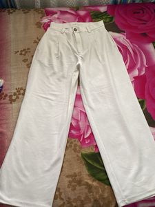 White Trousers Women