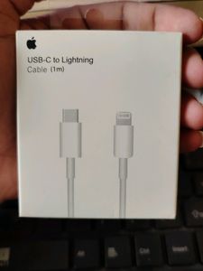 Apple  Usb-C To Lightning Cable Original 6 Month W