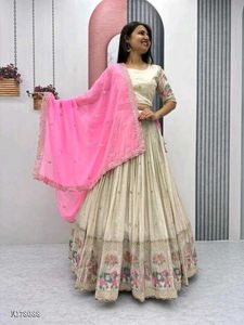 Off White Lehnga