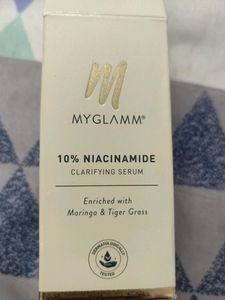 My Glamm 10% Niacinamide clarifying Serum