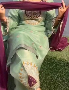 Beautiful Unstiched Suit Don&#39;t Miss