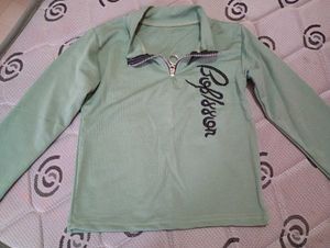 Green Long Sleeve Top