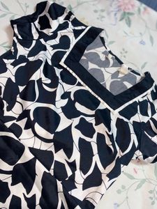 Elegant Short Dress Satin Fabric