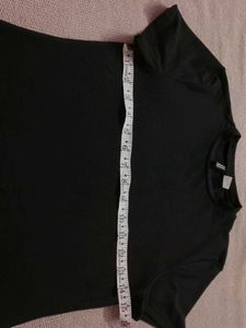H&amp;M Divided Women&#39;s Casual Tshirt/Top