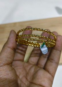 Exquisite 3-Piece Gold-Plated Turkish Bangles Set