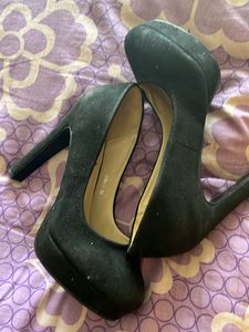 Black Footways Heels