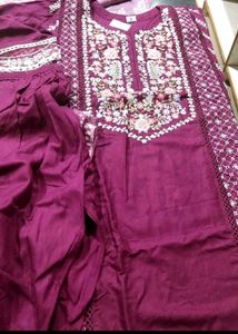 Pakistani Embroidered Kurta Set