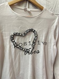 White Heart Sweat Shirt