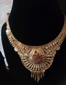 Gold Necklace Set