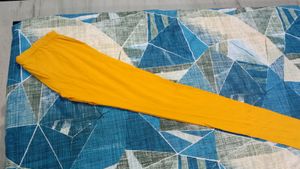 Mustard Colour Leggi