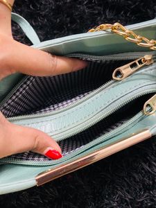 Gorgeous Attractive Women Sling bag