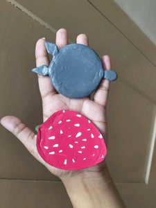 Handheld Mirrors 🍓🪞 Strawberry / Totoro