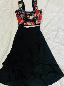 Ewa Young Black Floral Crop Top &amp; Skirt