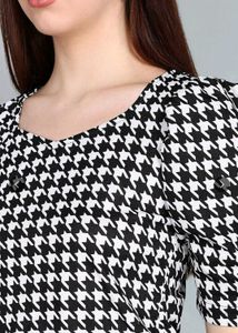 🖤 Black &amp; White Houndstooth Puff-Sleeve Top