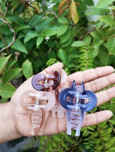 Hair Claw Clips - Bow Design