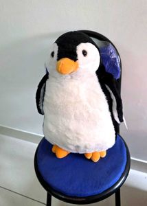 Cute Penguin Plush Toy
