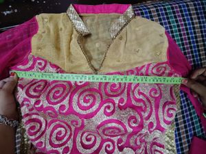 Pink N Golden Patila suit ( kurta is padded)