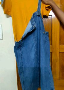 Denim Dungree Skirt With Tops