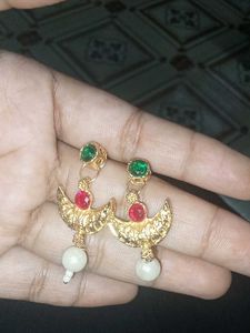 Elegant Gold-Tone Drop Earrings