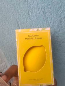 Oriflame Sun - Kissed Make Up Sponge