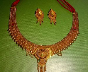 Elegant Gold-Plated Necklace Set