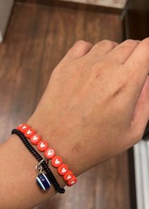 Aesthetic Redish Bracelet With Cute Lil Heart!!!
