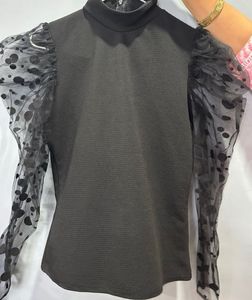 Black Baloon Sleeves Top