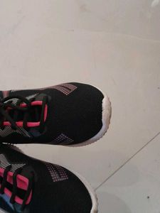 Sports Shoes