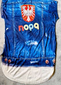 Novelty Print Sleeveless Top