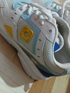 Retro-Style Sneakers For Women