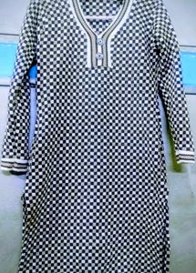 Checkered Pattern Knit Kurta