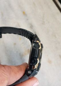 Casio Orignal G-Shock Digital Black Dial Men&#39;s