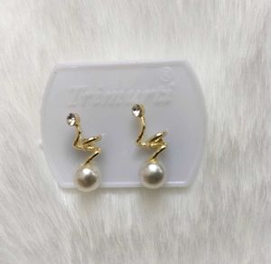 STUDS EARRINGS