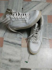 Puma White Sneakers