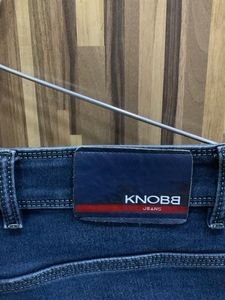Knobe Jeans