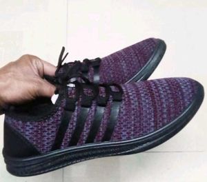 NEW NO USED MACLIN SPORTS SHOES FOR MEN &amp; WOMEN&#39;S.