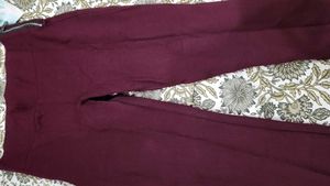 Beautiful Jegging With Side Chain Design