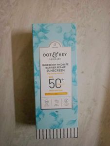 Dot & Key Sunscreen SPF 50