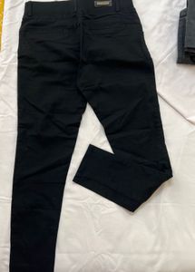 Black Slim Stretchable Jeans