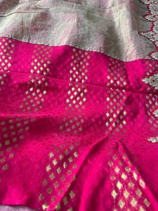 Very Beautiful Saree Golden And Pink