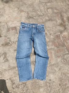 Tommy Hilfiger Thrifted Denim Jean