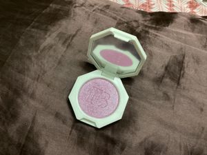 Fenty Beauty Highlighter Shade Wattabrat
