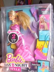 2016 Day To Night Style Barbie