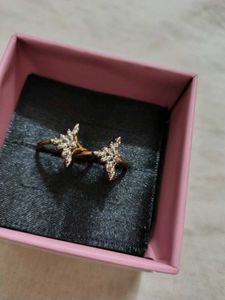 Sparkling Snowflake Ring